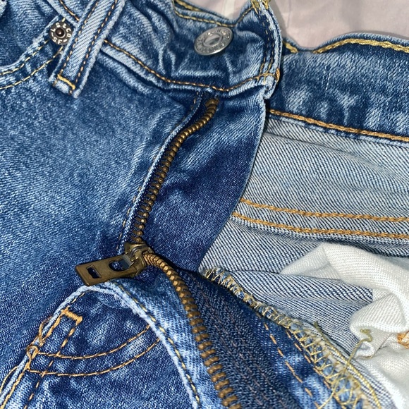 🔆Levi’s Jeans - Picture 4 of 9